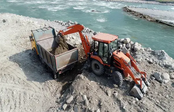 River Boulder Clearing (1) (2)